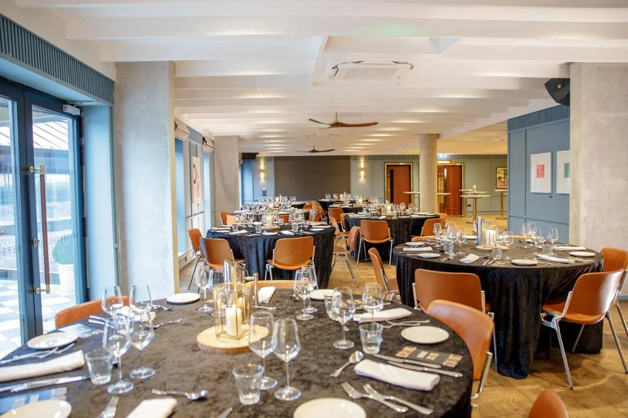 The Dean Cork Hotel 4*,